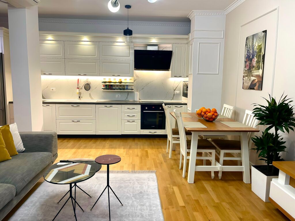 🏡 Shitet 3+1+2 dhe garazh 📍Kopshti Zoologjik