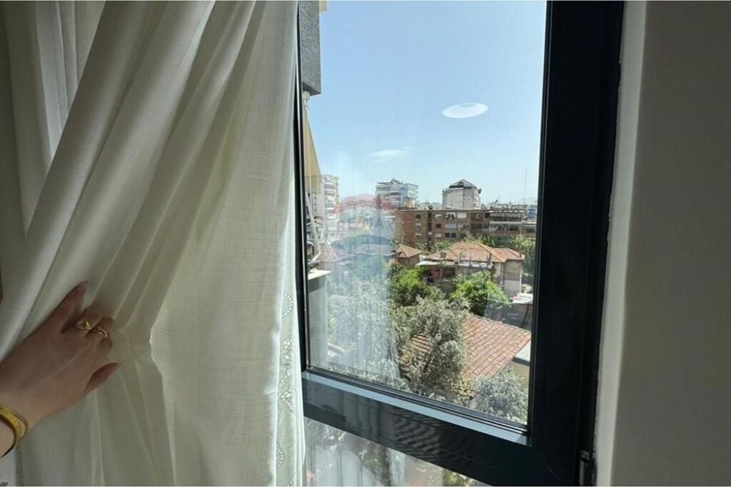 Apartament 2+1+2 📍Pazari Ri 1000€ qera