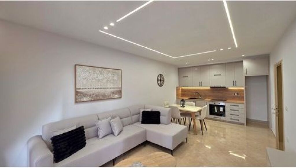 Apartament 1+1 ne shitje ne Uje te Ftohte,Vlore