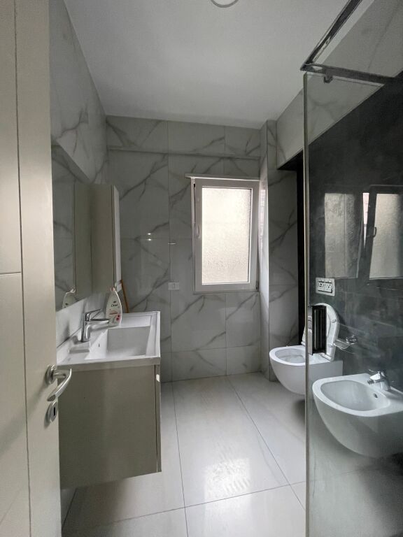 📢IN AFFITTO Appartamento 1+1  📍Comune di Parigi (adiacente al Centro Kristal