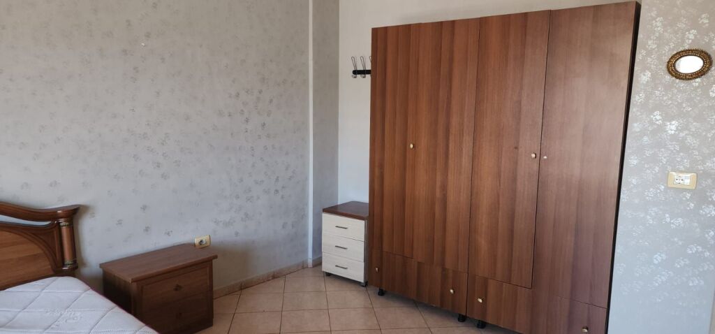Qera | Apartament 1 + 1 | Rruga Jordan Misja | 400 €/muaj