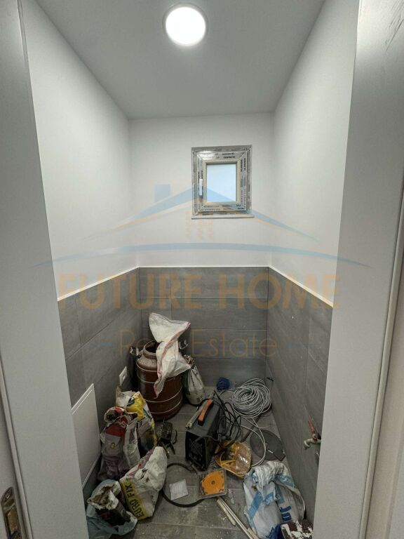 Rent, Business Premises, Ballet School.