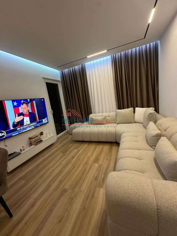 Apartament 2+1 ne shitje Kompleksi Univers City Tirane