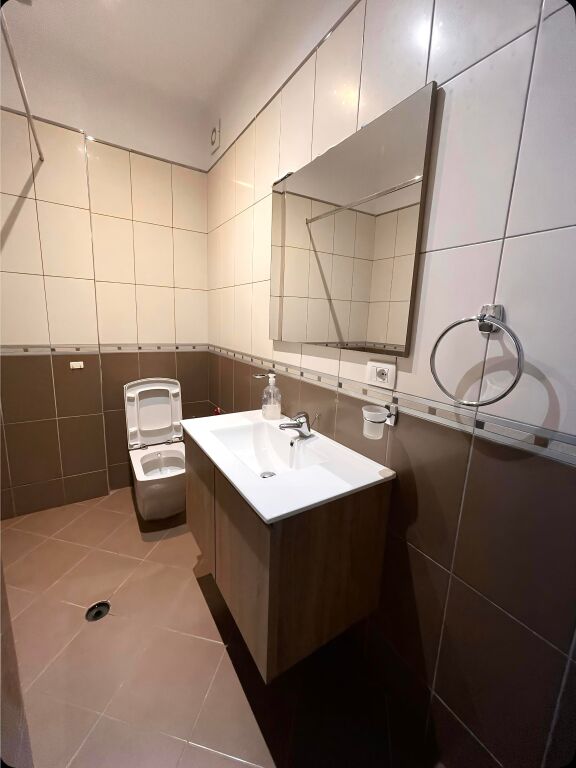 🏡 Shitet 3+1+2 dhe garazh 📍Kopshti Zoologjik