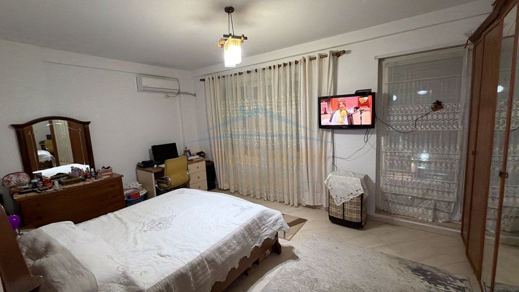 Shitet apartament 1+1 Prane Spakut Rruga Jordan Misja