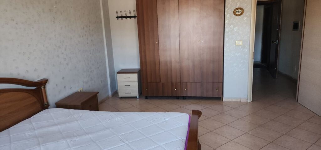 Qera | Apartament 1 + 1 | Rruga Jordan Misja | 400 €/muaj