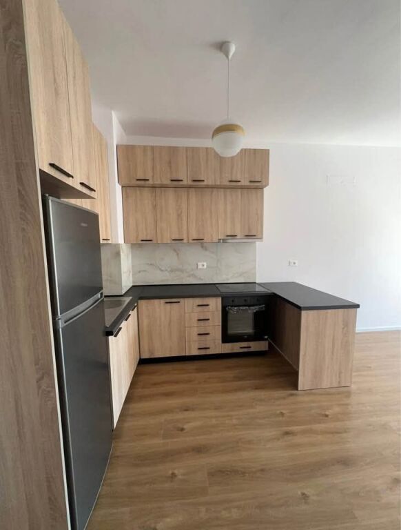 APARTAMENT 1+1 ME QERA - RR. ALI DEMI, TIRANE