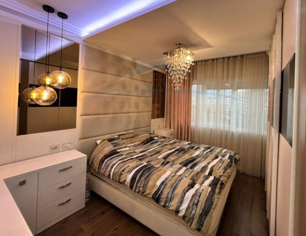 Shitet, Apartament 2+1+2, Kompleksi "FZ 2", Liqeni i Thatë.