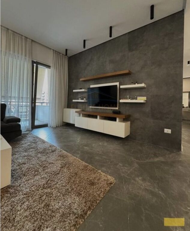 Qera, Apartament 2+1+2+Post Parkimi, Kompleksi Delijorgji, Tiranë.