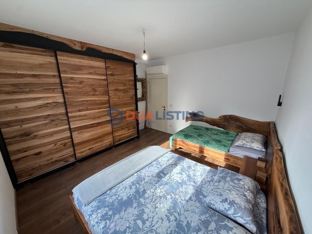 OFROHET PER SHITJE TEK REZIDENCA VALA MAR 1+1+ VERANDE + OBORR