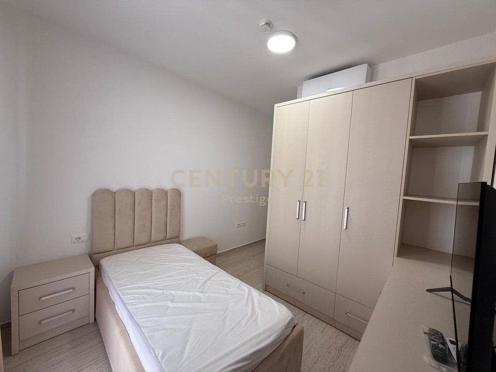APARTAMENT 3+1+2+POST PARKIMI ME QIRA, "FOREST RESIDENCE", LIQENI I THATE! 1,450 € /Muaj