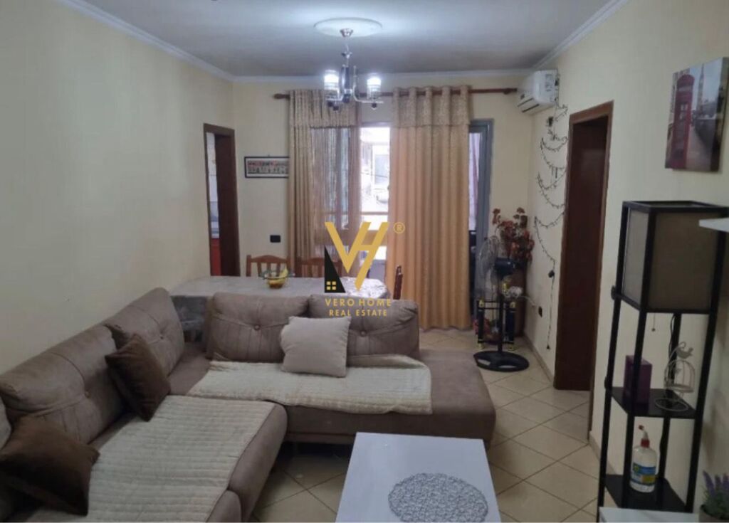 JEPET APARTAMENT 2+1+BLK ME QERA TE PALLATI ME SHIGJETA 500 EURO