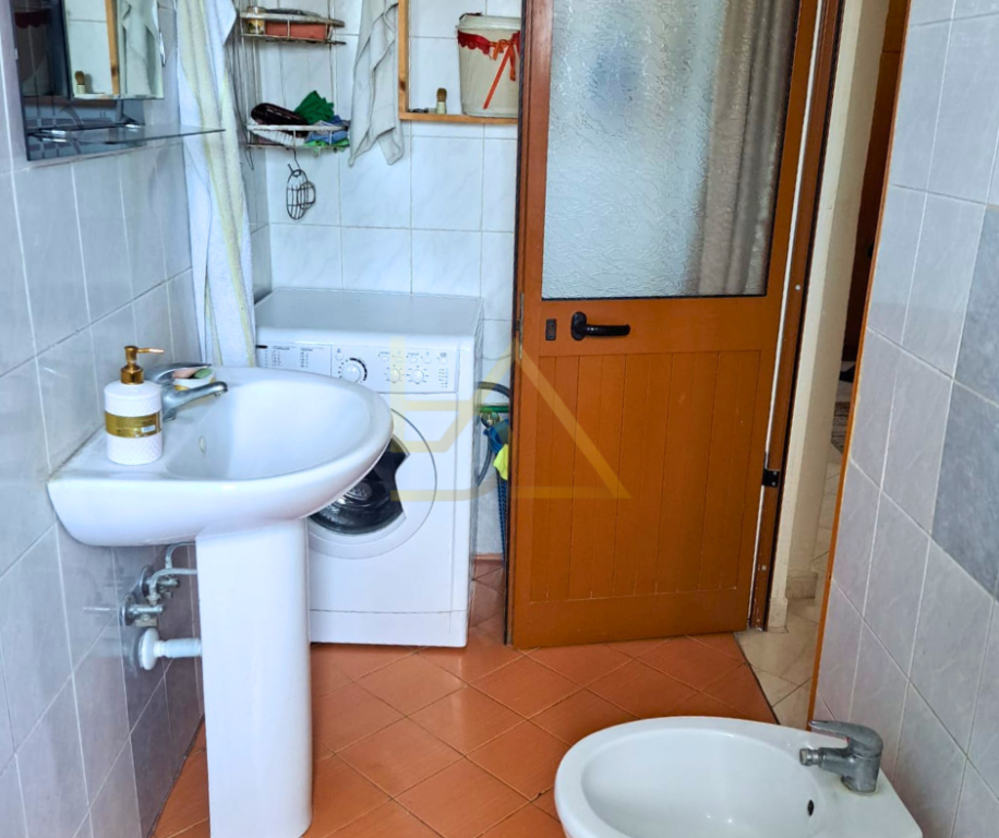 Shitet Apartament – Durrës, Lagjja 18