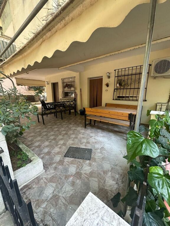 Shiten 2 Gazoniere Shkembi Kavajes