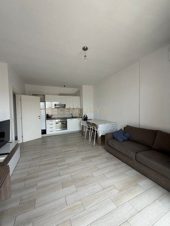 Apartament 1+1 Me Qira në zonën Stacioni i Trenit, Durrës.