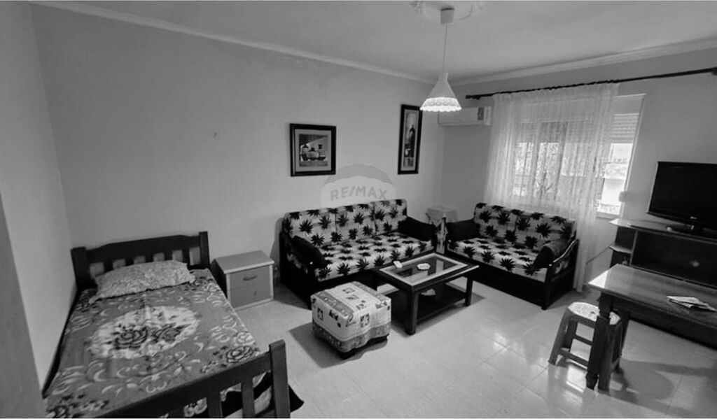 1 +1 for sale in Ali Demi