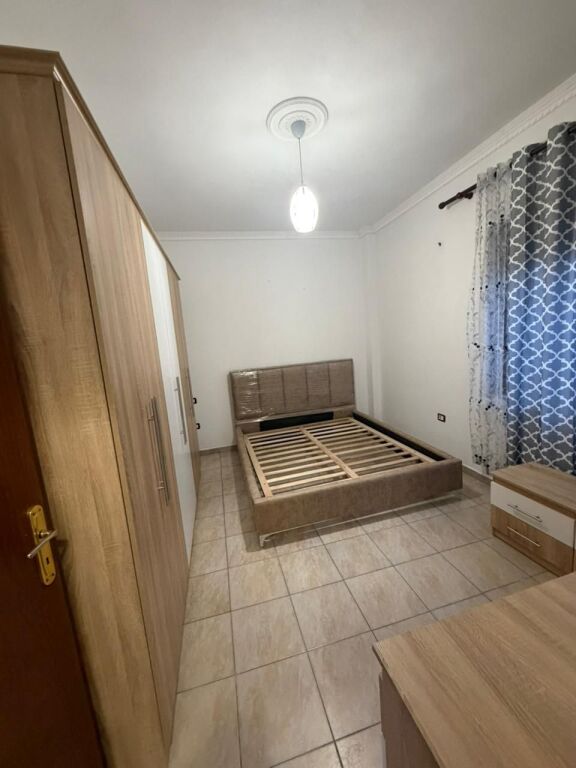 Jepet me qera apartament 2+1+verand  📍Ish URT,Durres