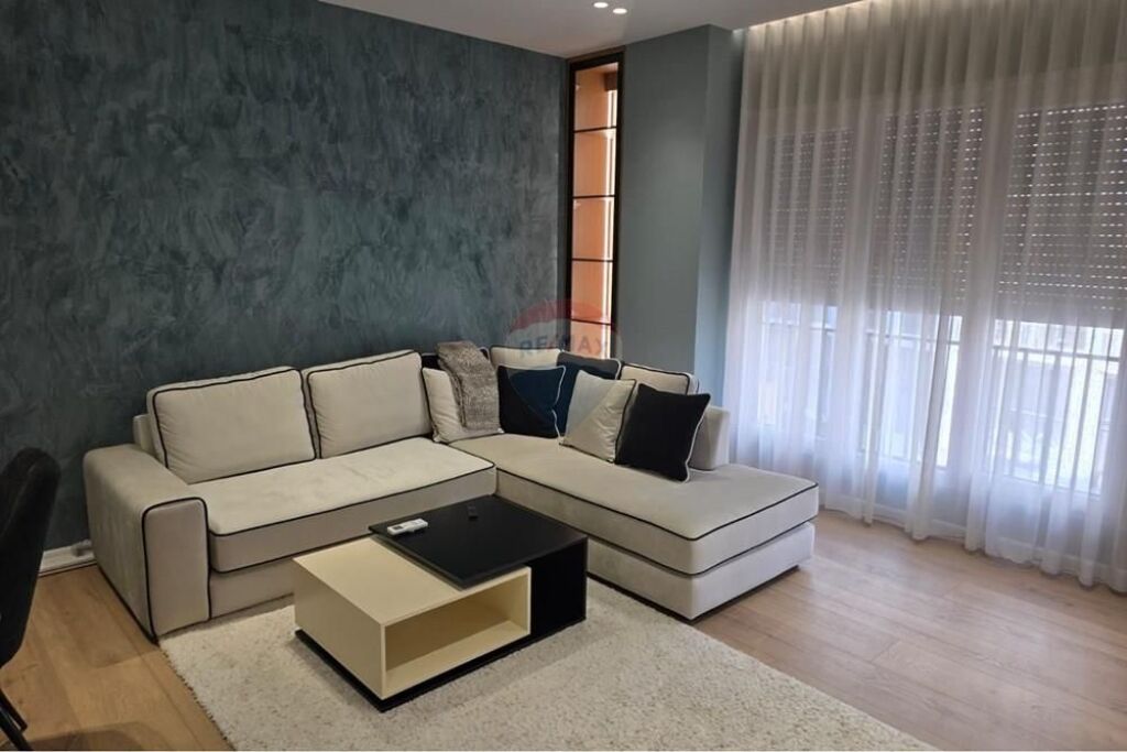 Jepet me qira apartament 1+1 – Rruga Qemal Stafa