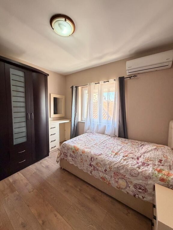 Apartament 2+1+2 me depo për shitje – Qendër, Durrës