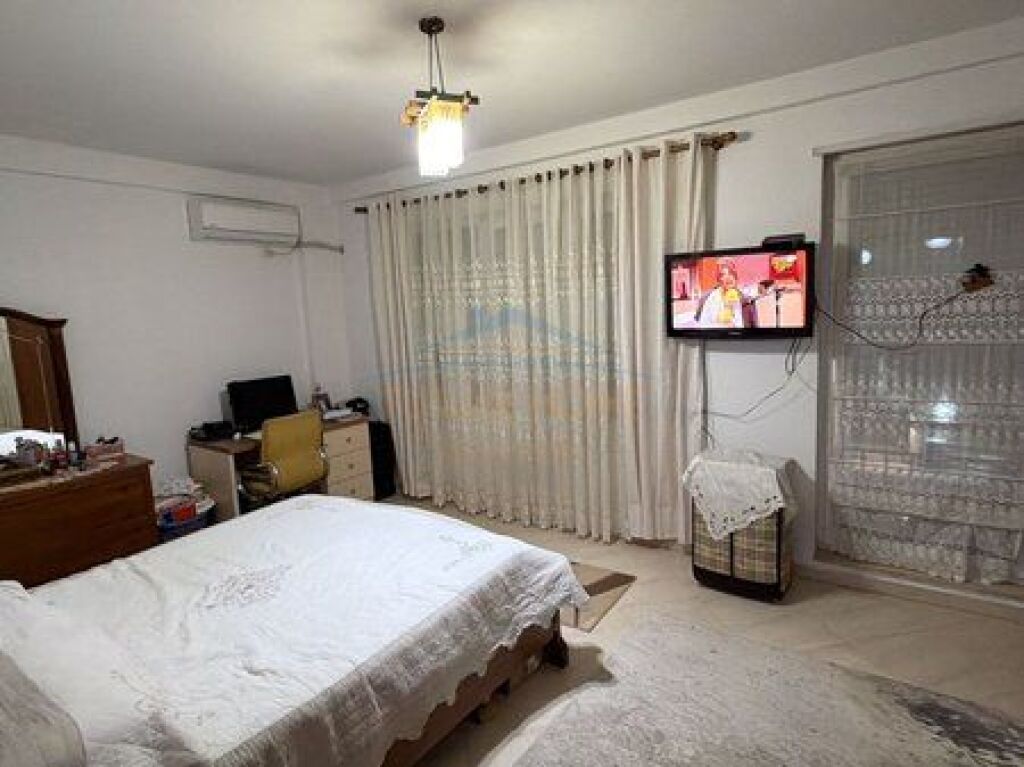 Shitet, Apartament 1+1, Jordan Misja, Tirane .