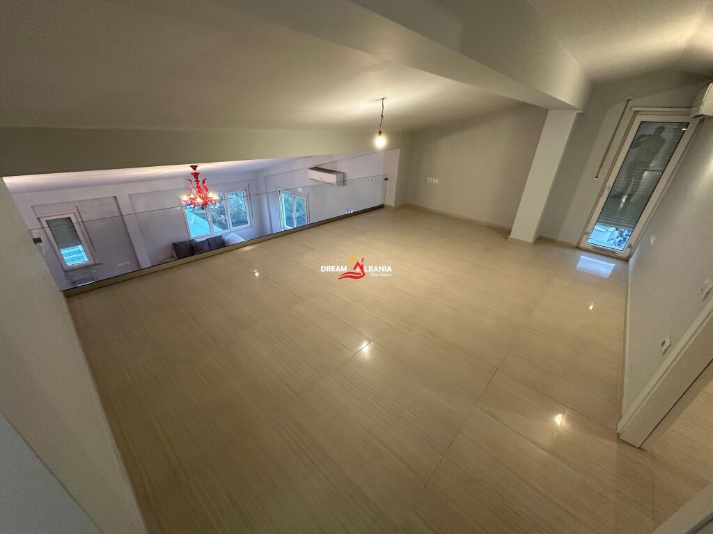 Penthouse ne Shitje tek Liqeni i Thate (ID 4131401)
