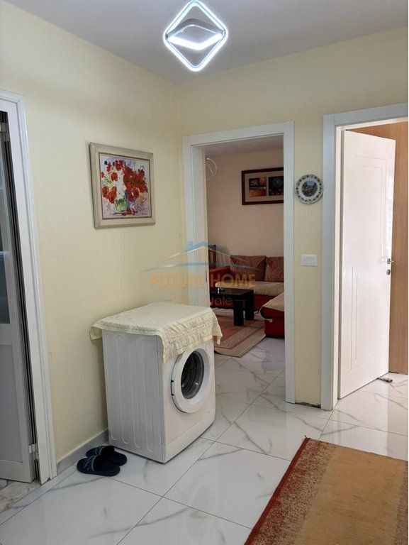Qera, Apartament 1+1, Shkolla e Bashkuar,Tiranë