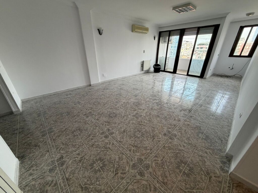 Zyre per qera ne Bllok