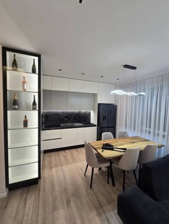 SHITET APARTAMENT 2+1+2 + Garderob Residenza Erli, Tirane