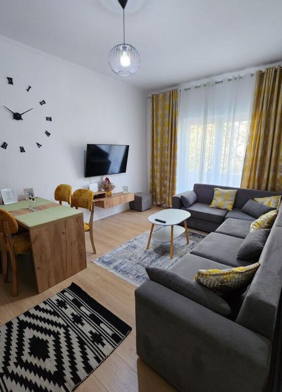 Apartment 2+1 for rent at 21 Dhjetori
