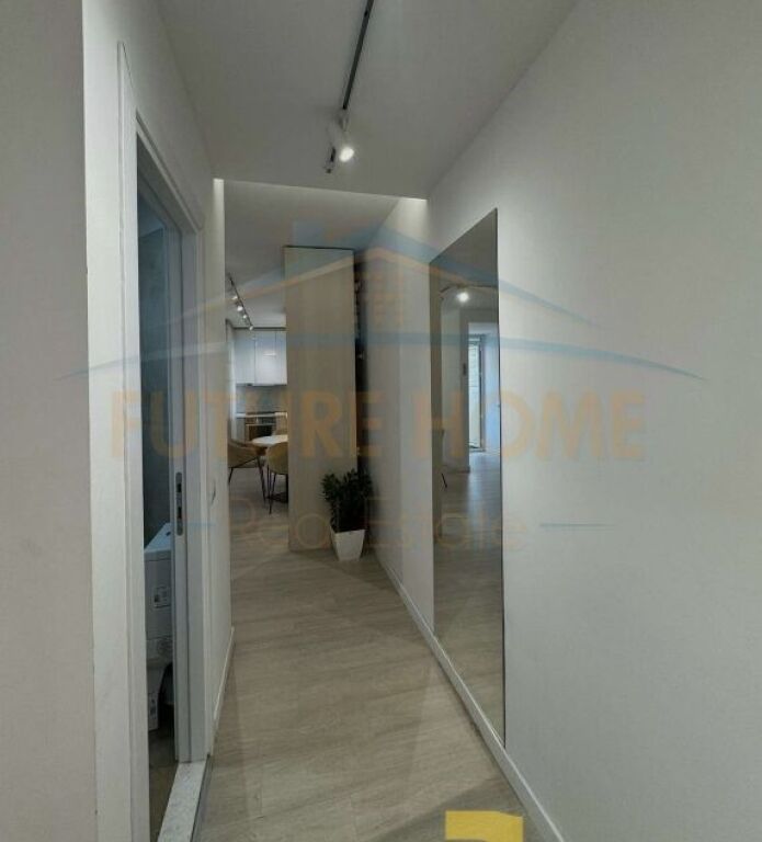 Affitto, Appartamento 1+1, Comune di Parigi, Tirana.