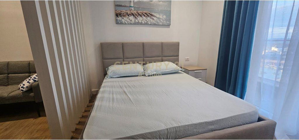 Shitet studio apartament ne Qerret!