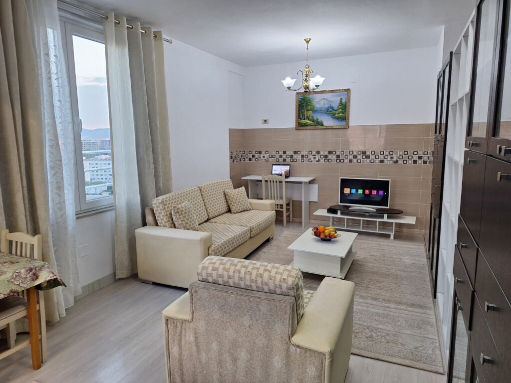 Jepet Me Qera Apartament 1+1