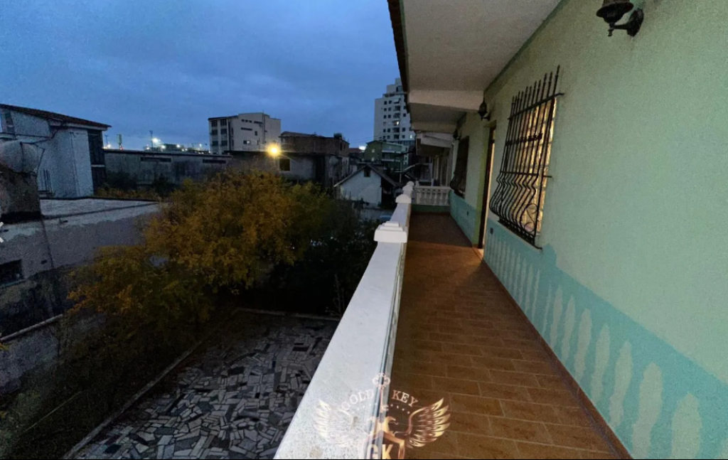 SHITET VILA • 2 Kate, SISTEMIN 6+1+3 🏡Ura Dajlanit🏡