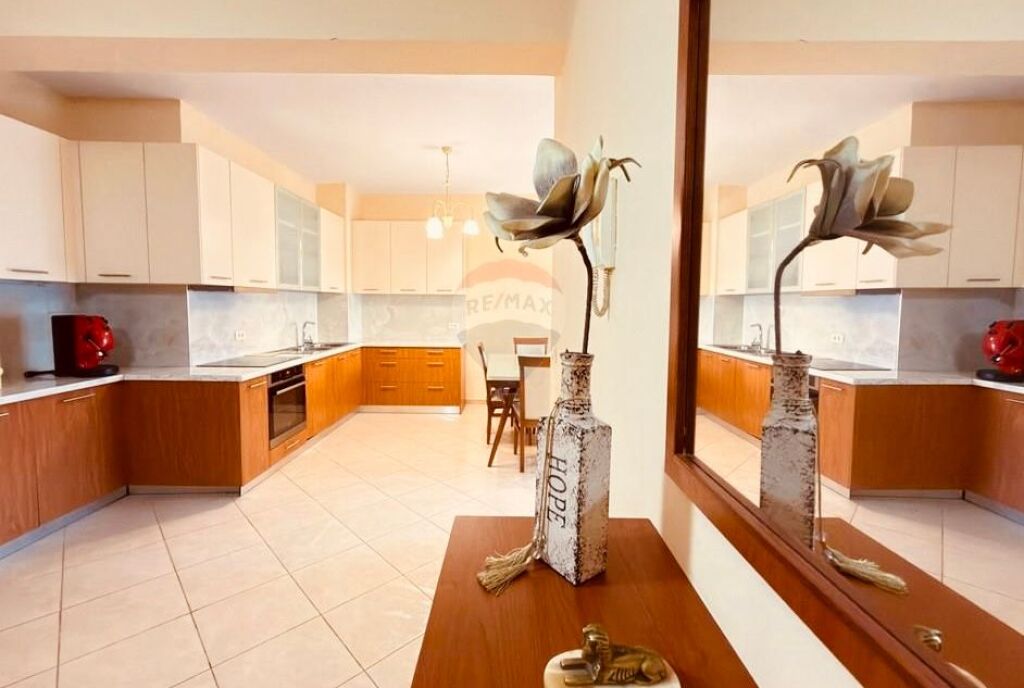 Apartament 2+1 Zogu I Zi