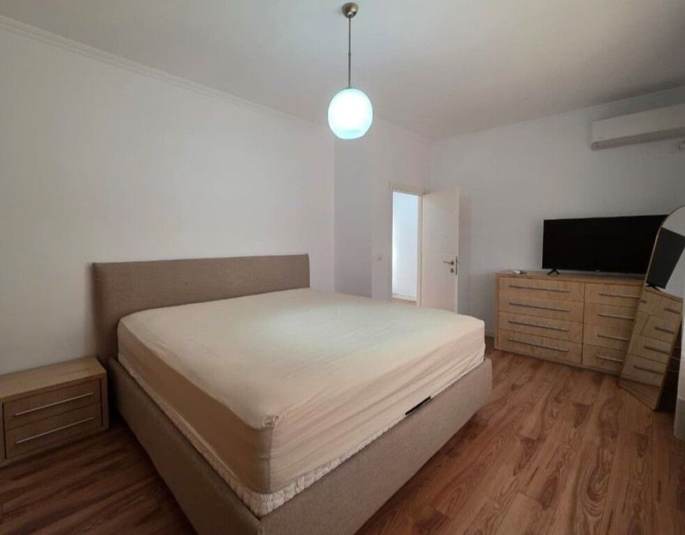 Qera, Apartament 1+1, Rruga Siri Kodra, Tirane.