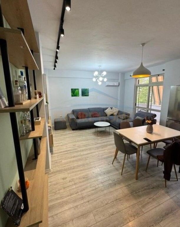 Rent, Apartment 3+1+2, Train Station, Tirana.
