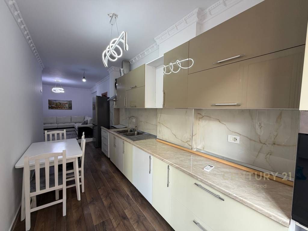 Apartament 2+1+2 me qira ne Astir!