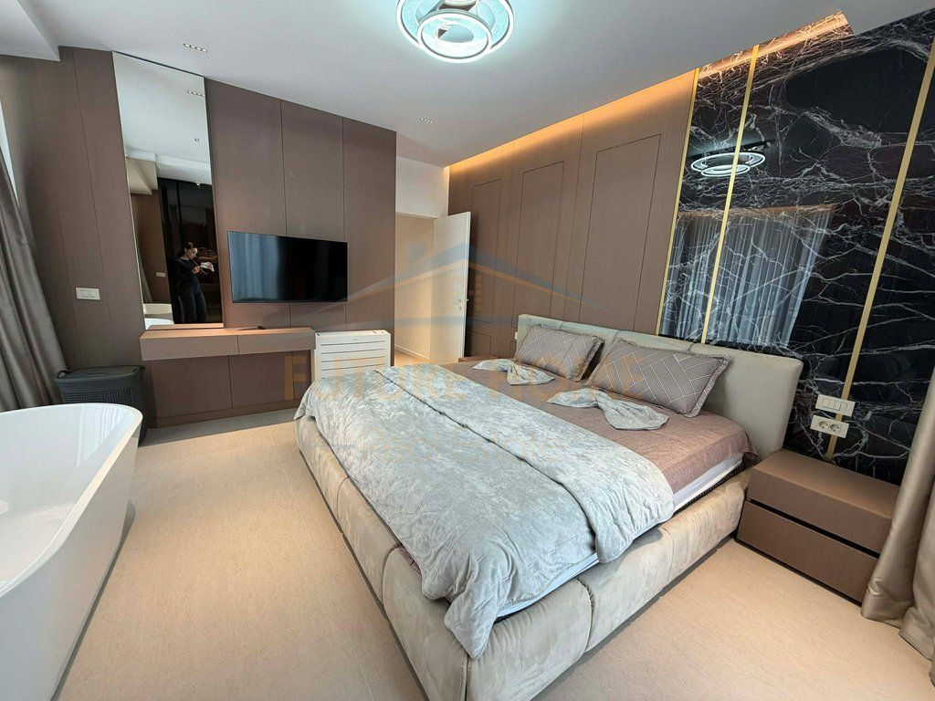 Affitto, Appartamento 2+1 + Posto Auto, Golden Tower, Via Mine Peza