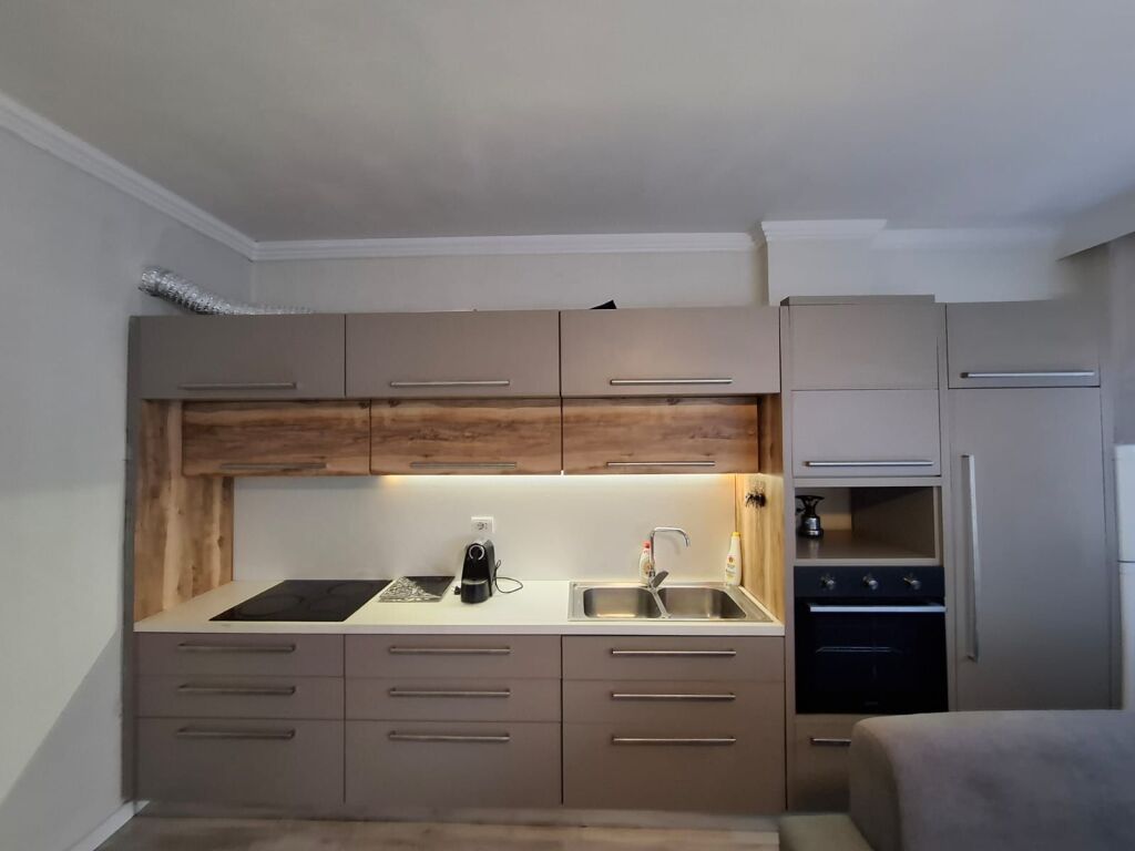 Jepet me Qera Apartament 2+1+2 Lagja 17 Ne Durres