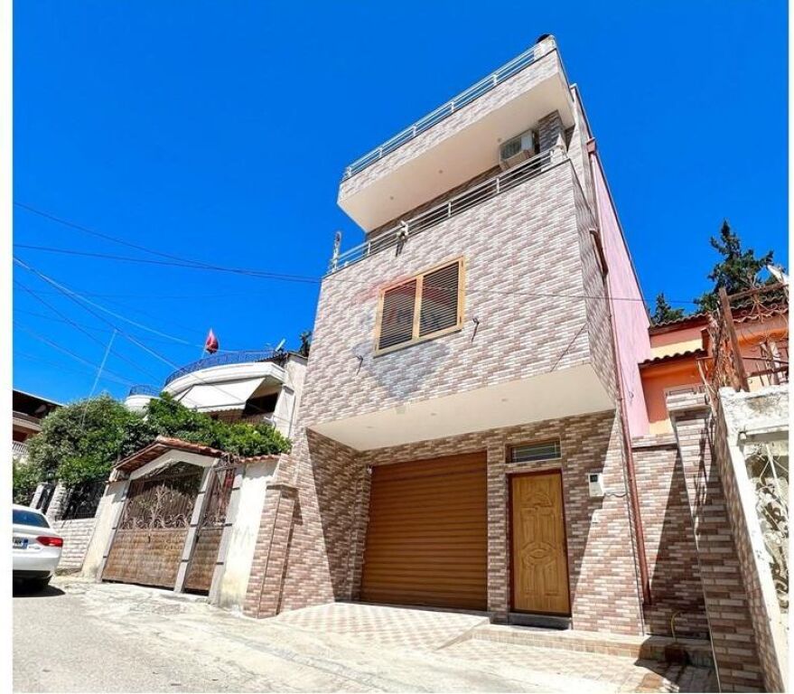 🏡✨ Vilë për Shitje – Lagjja Lirimi, Vlorë ✨🌿