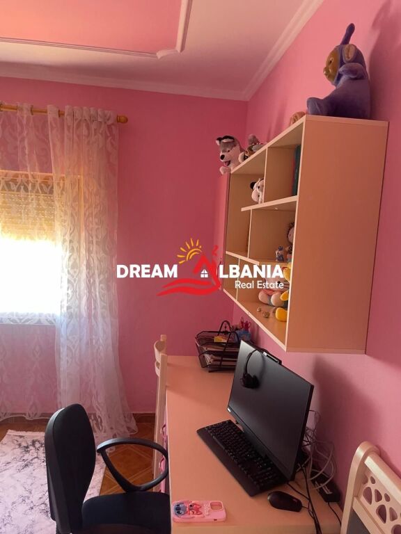 Vile me Qera 3+1+2wc+2 Post Parkingu ne Mjull Bathore ne Tirane (ID 4251447)