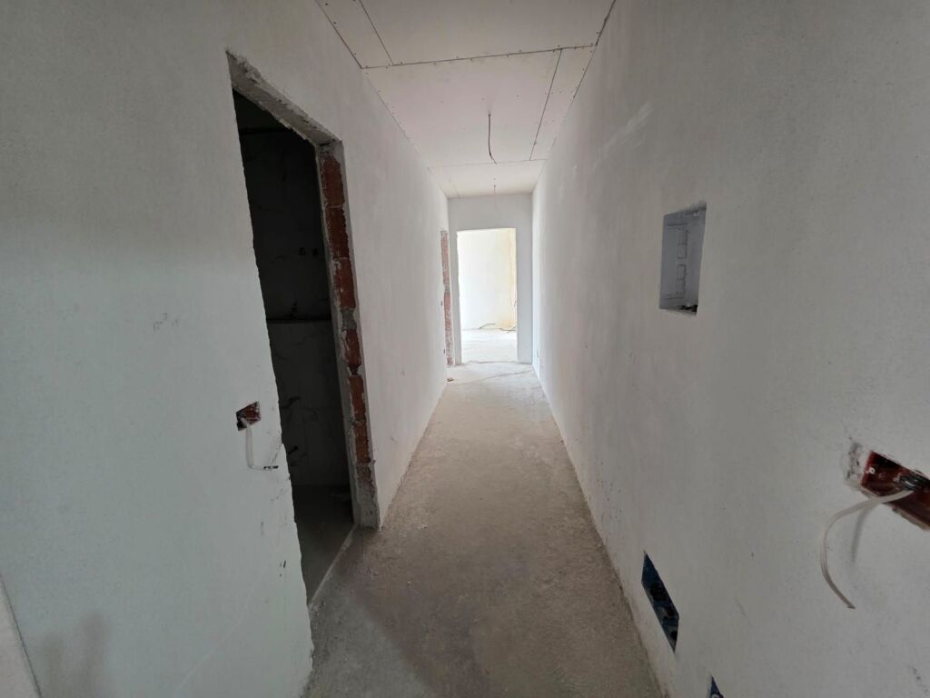 Porcelan Shitet Apartament 2+1+2