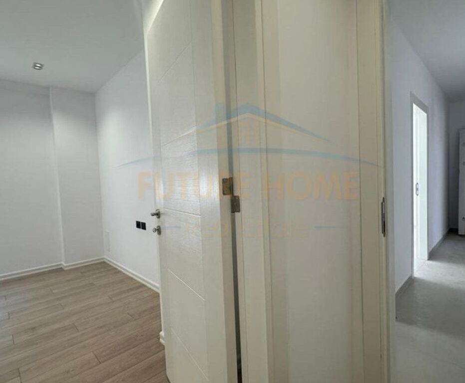 For sale, Apartment 2+1, Fresku, Tirana.