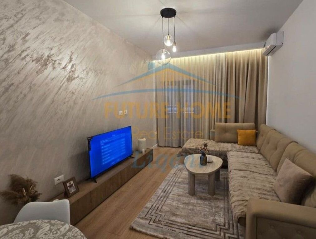 Rent, Apartment 2+1, Center, Tirana..
