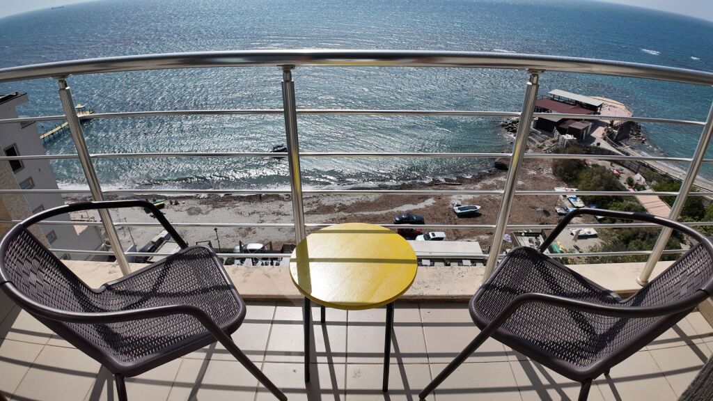 EXLUSIVE ! OKAZION ! Shesim 2+1+3 ballkone ne Vollga me pamje deti !