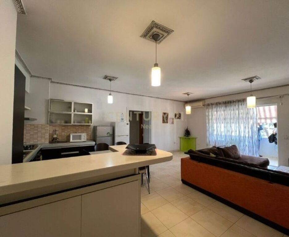 Apartament 2+1+2 me qera