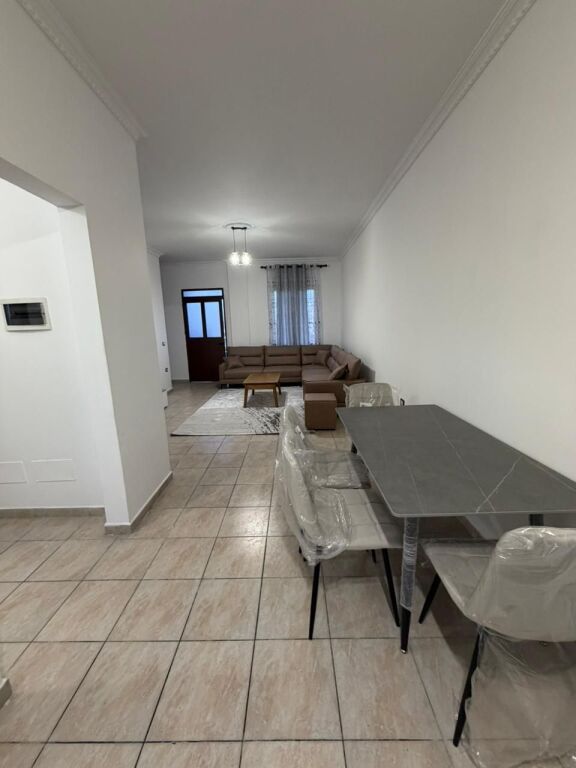 Jepet me qera apartament 2+1+verand  📍Ish URT,Durres