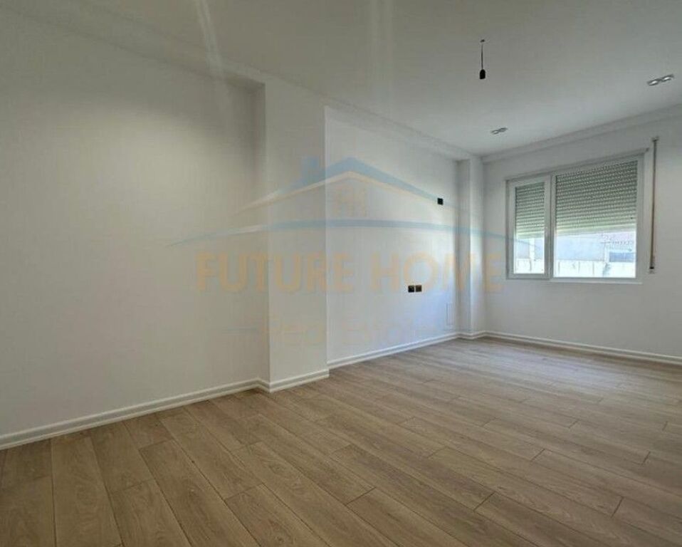 For sale, Apartment 2+1, Fresku, Tirana.