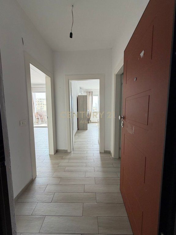 Apartament 1+1 Me Qira në zonën Stacioni i Trenit, Durrës.