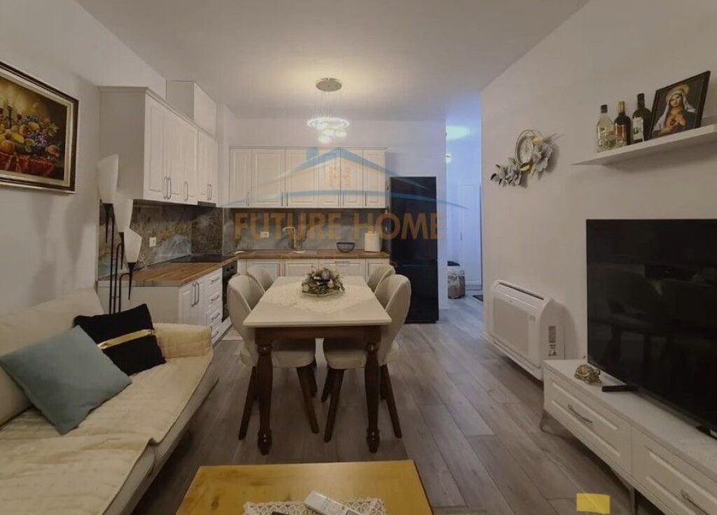 Affitto, Appartamento 2+1+posto auto, Univers City Qtu